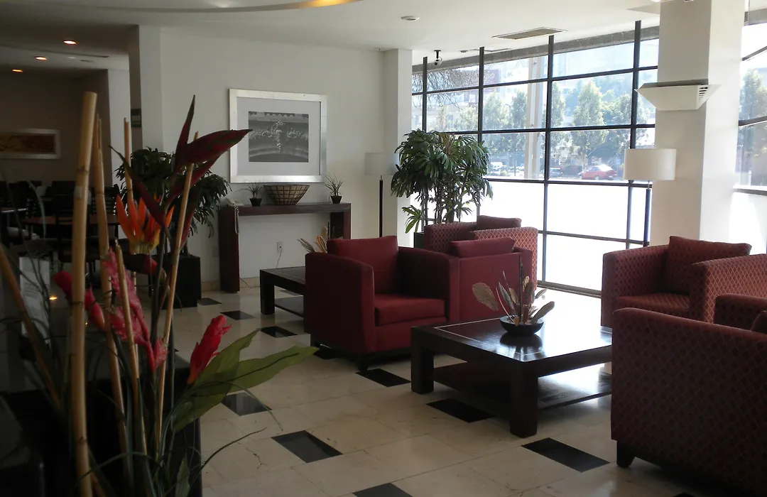 Hotel & Suites Pf-1