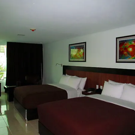 Hotel & Suites Pf-3